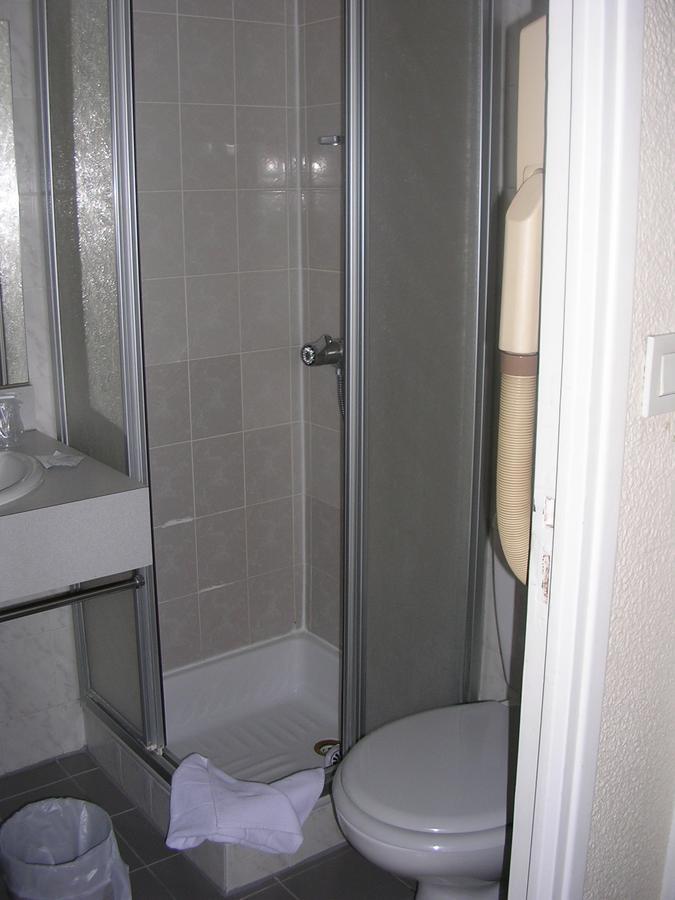 Hotel Asteries Tours Luaran gambar
